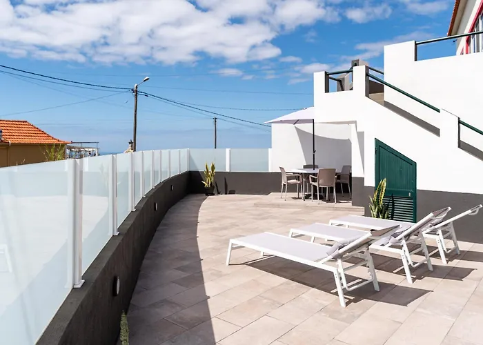 Atouguia House