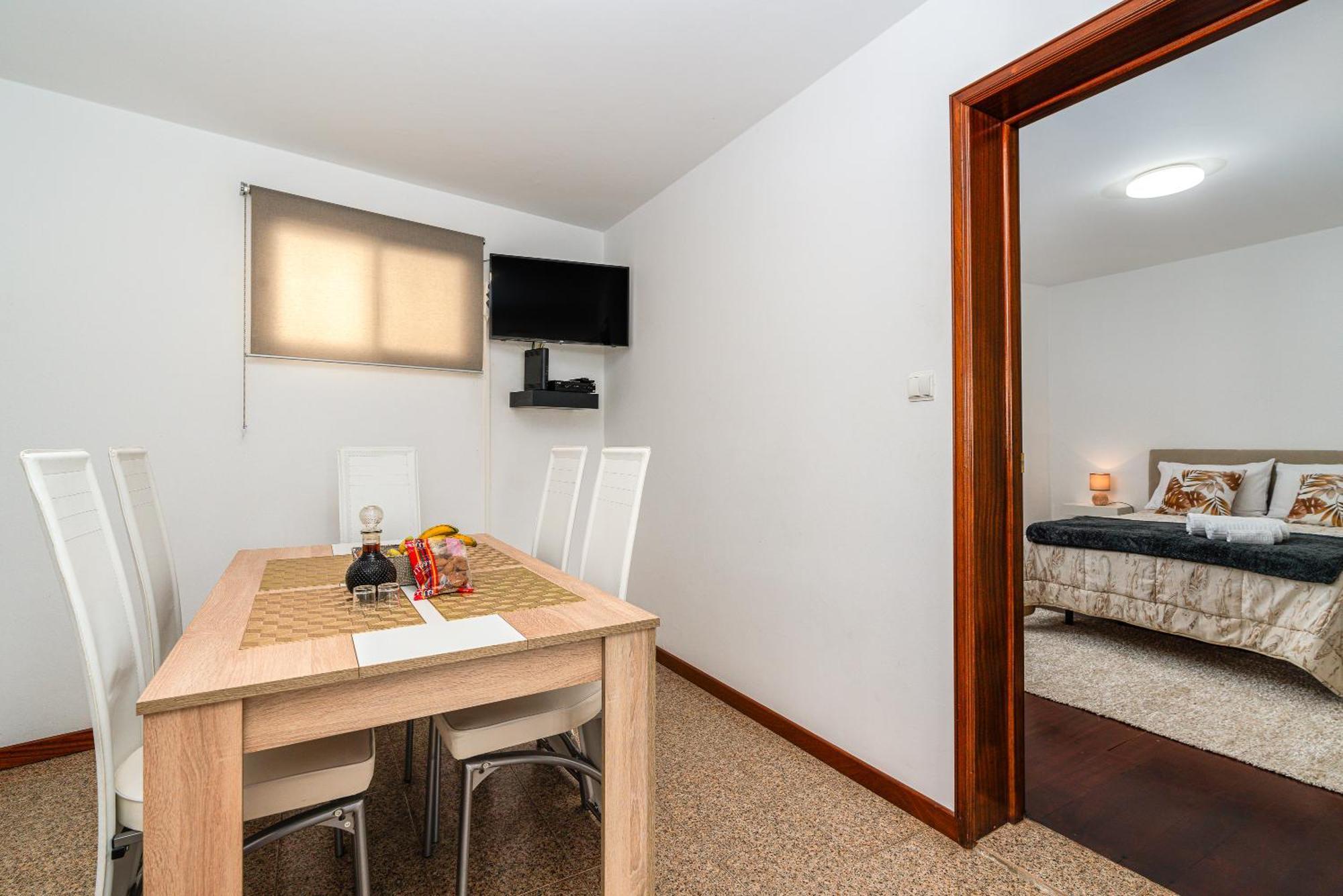 Atouguia House Vakantiehuis *