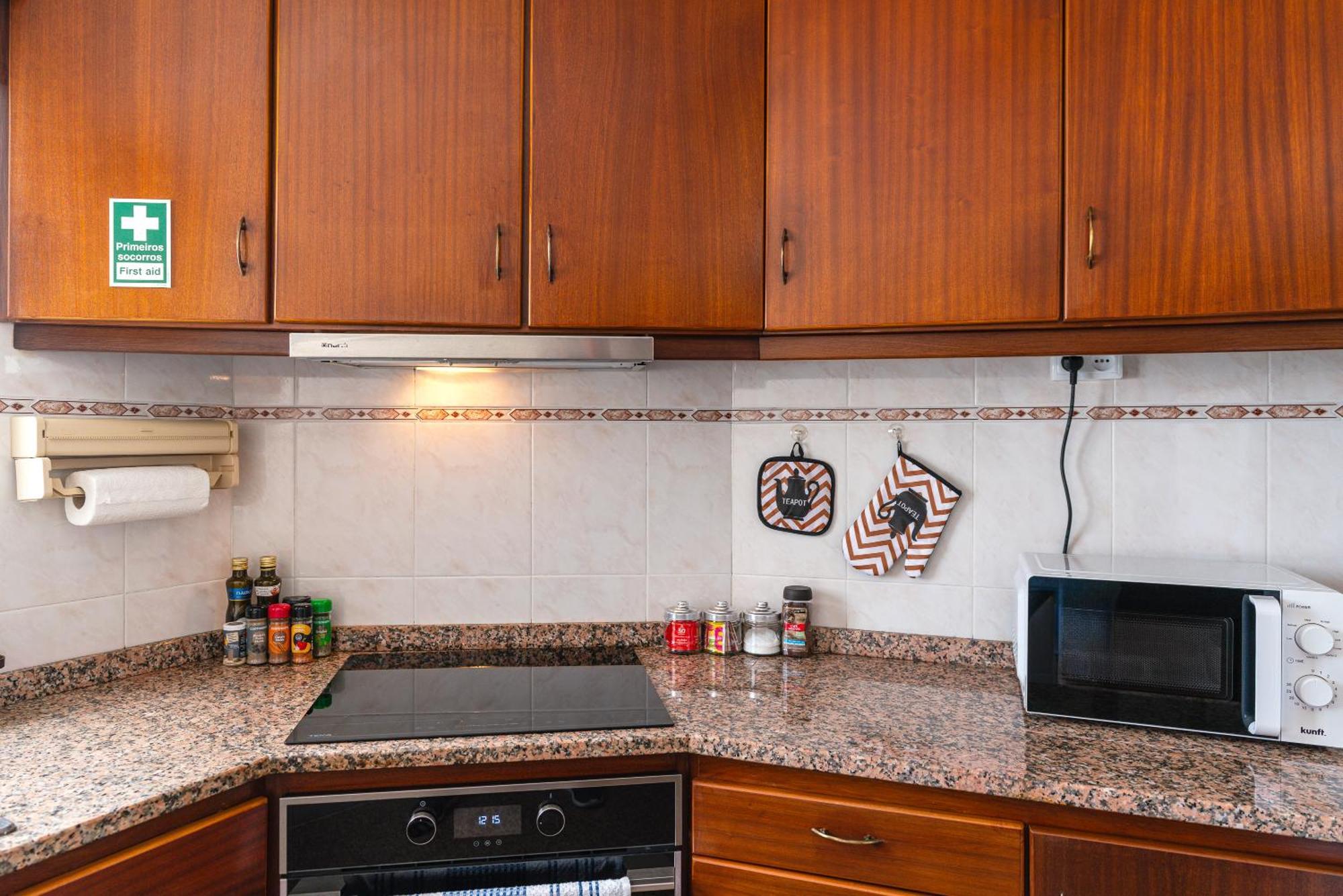 Atouguia House Holiday home *